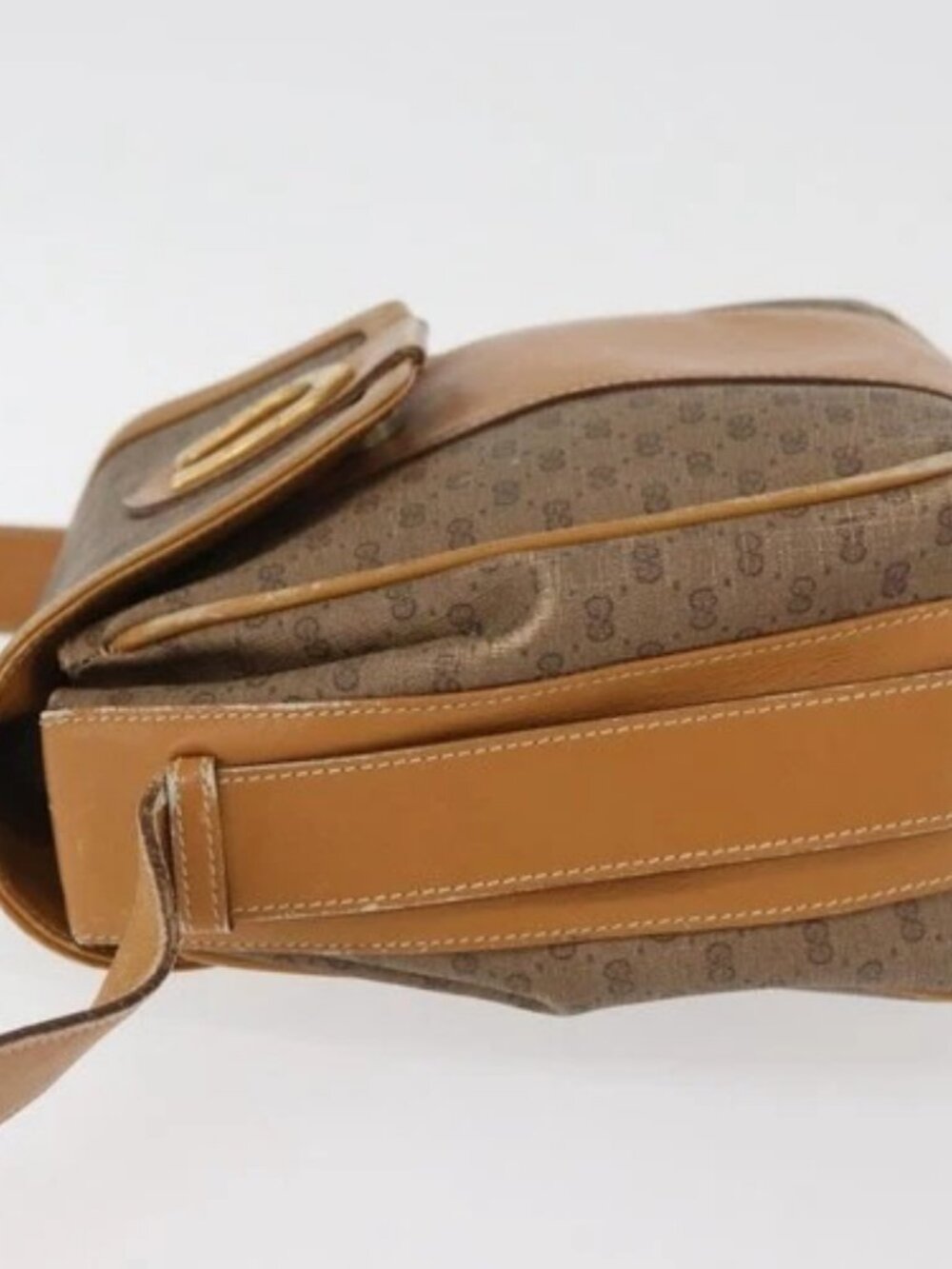 GUCCI Micro GG Supreme Shoulder Bag PVC Beige Gold Auth BA13145 - Picture 4 of 16